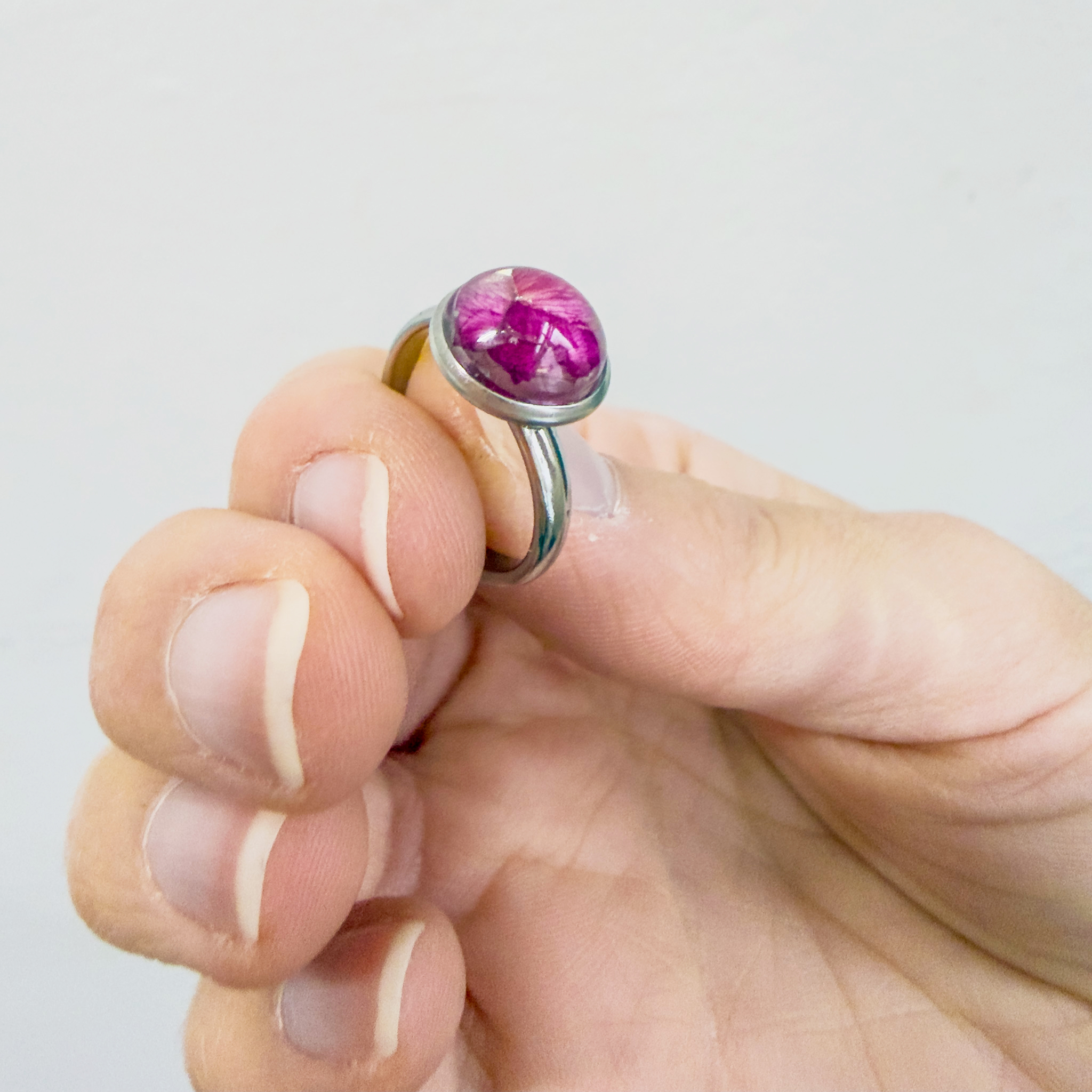 Dettaglio Anello petali rosa